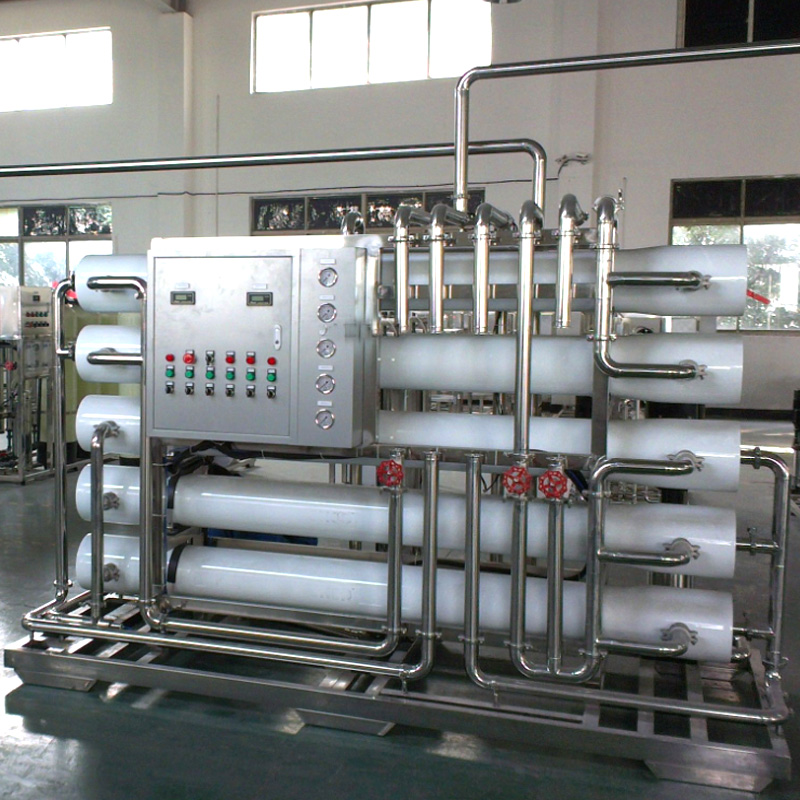 礦泉水設(shè)備